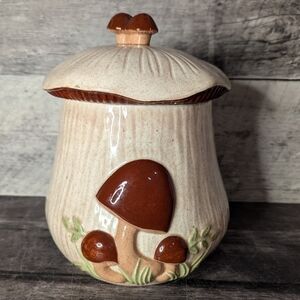 Arnels Mushroom Jar Medium Size